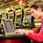 为什么“连续赢10局”在数学上完全正常-博彩套利-博彩策略-博彩论坛